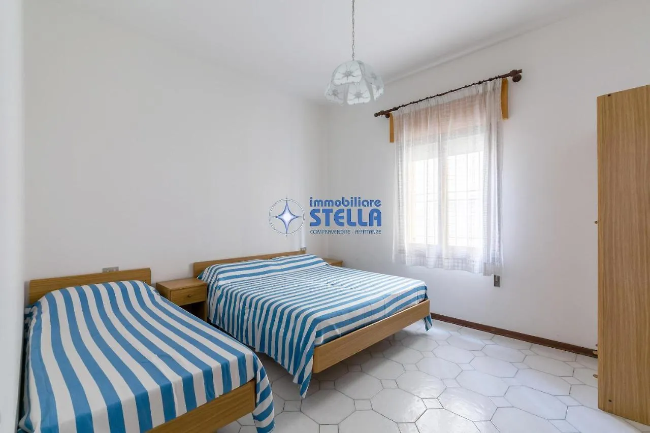 Villa Giglio Lido di Jesolo 0*,  Italy